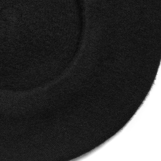 Black wool beret